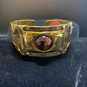 Gorgeous handmade Brass Bangle with Tiger’s Eye